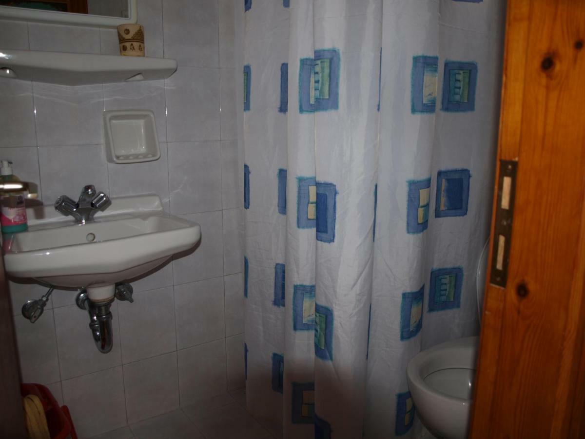 Batika Rooms Артемон Экстерьер фото